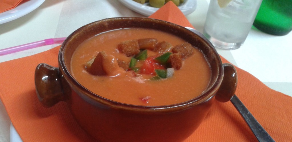 Spaan­se gaz­pa­cho